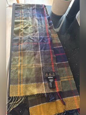 Barbour 100% Wool Tartan Plaid Scarf Navy Green Mustard Red Fringe Made Italy